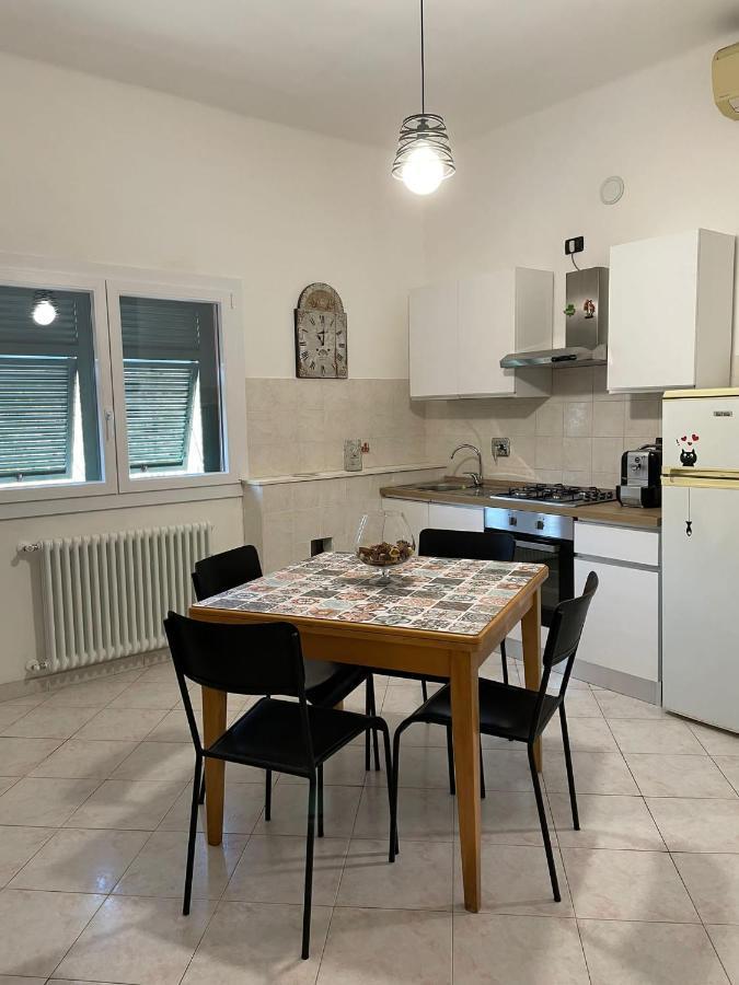 Appartamento Ca' Sandra Vado Ligure Esterno foto